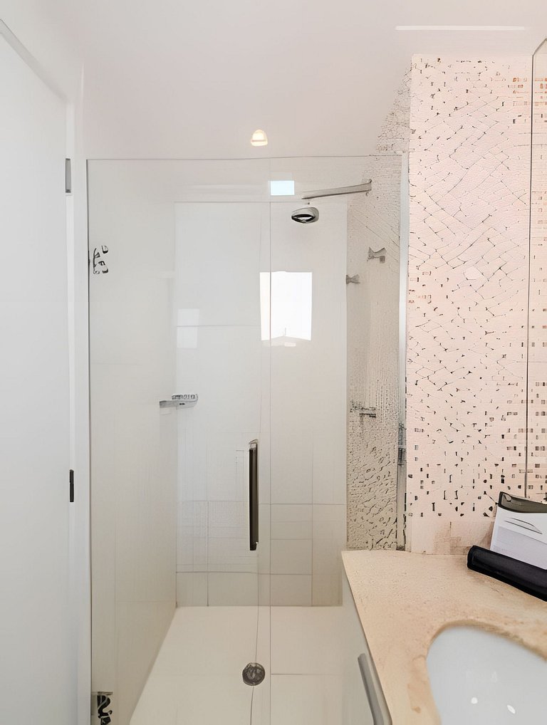 A3/202-Duplex 2Q+Ar+SPA ao lado MorumBIS-Einstein