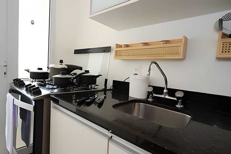 A6/404-Duplex ao lado MorumBIS Einstein c/ Jacuzzi