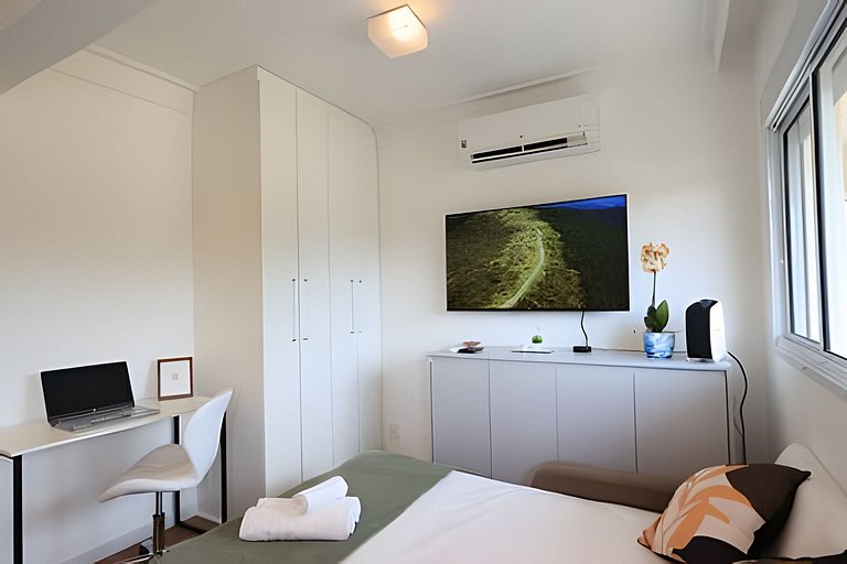 A6/404-Duplex ao lado MorumBIS Einstein c/ Jacuzzi