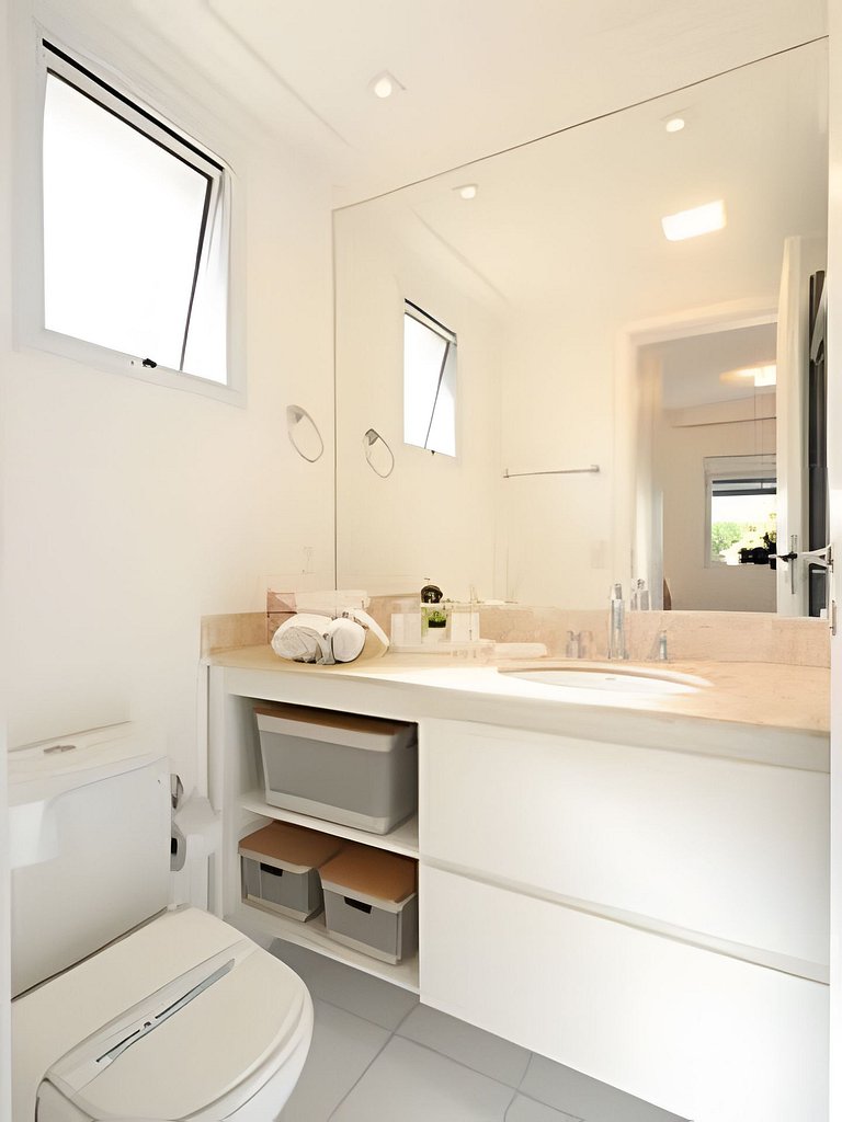 A6/404-Duplex ao lado MorumBIS Einstein c/ Jacuzzi