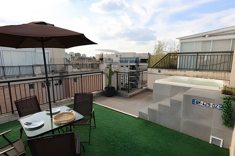 A6/404-Duplex ao lado MorumBIS Einstein c/ Jacuzzi