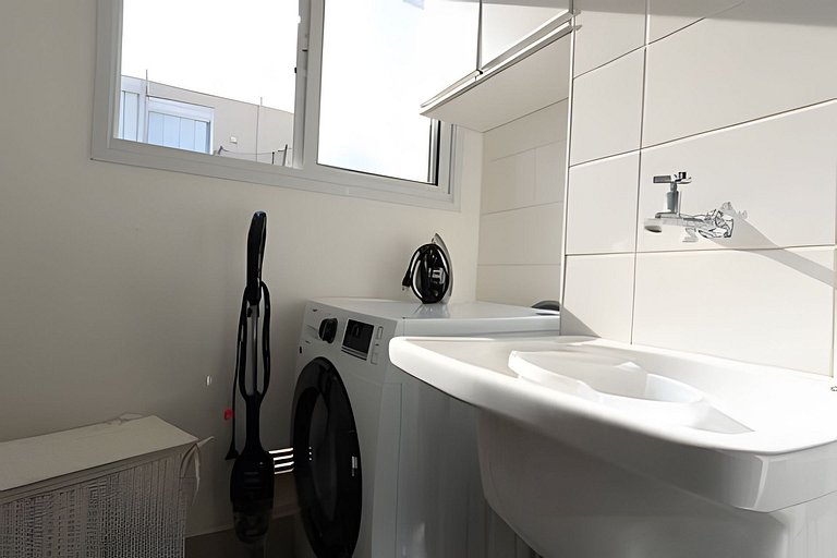 A6/404-Duplex ao lado MorumBIS Einstein c/ Jacuzzi