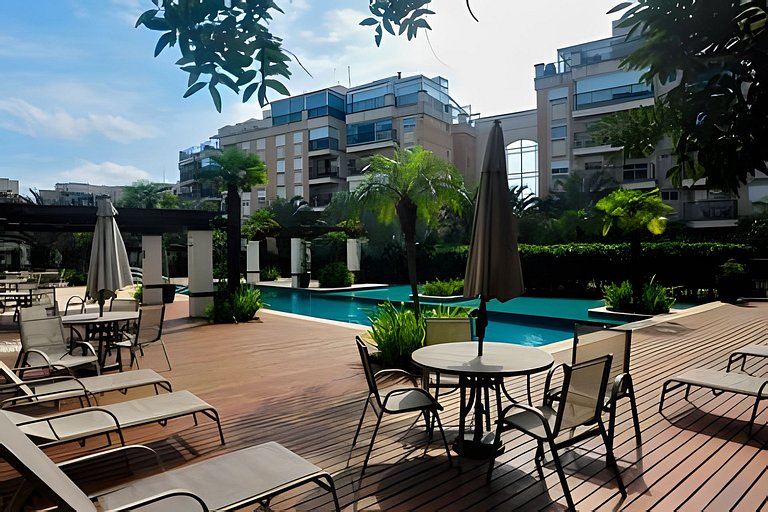 A6/404-Duplex ao lado MorumBIS Einstein c/ Jacuzzi