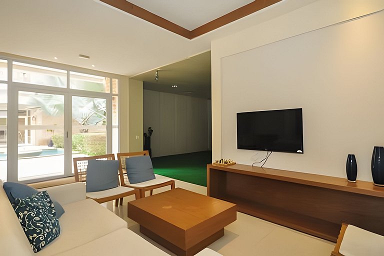 A6/404-Duplex ao lado MorumBIS Einstein c/ Jacuzzi