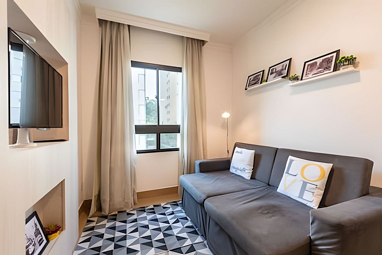 MP/1212-Flat no Mercure Pinheiros com Garagem