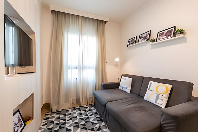 MP/1212-Flat no Mercure Pinheiros com Garagem