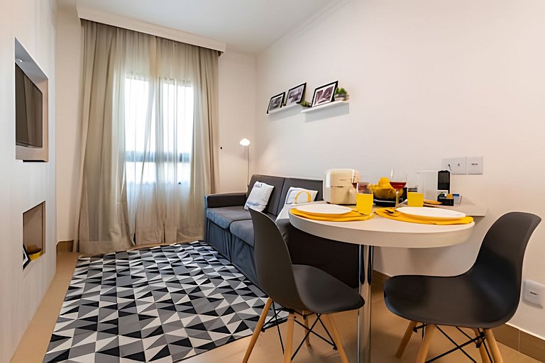 MP/1212-Flat no Mercure Pinheiros com Garagem