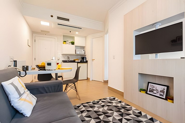 MP/1212-Flat no Mercure Pinheiros com Garagem