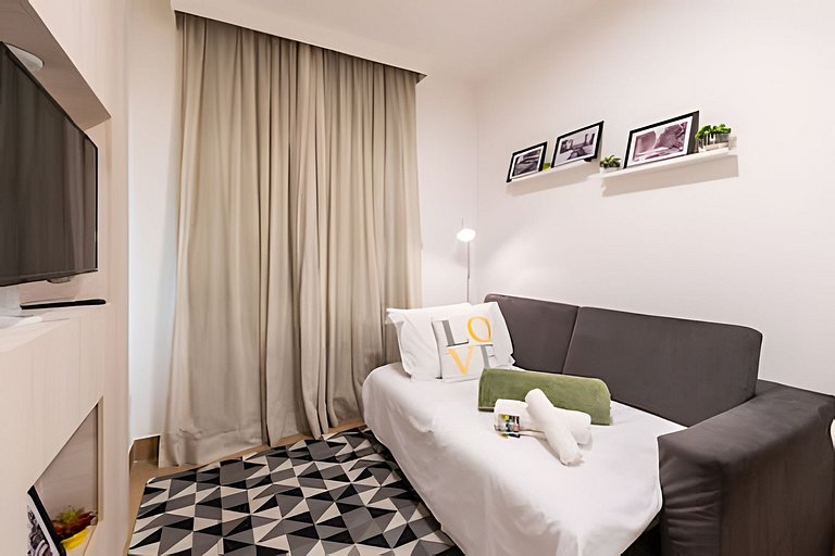 MP/1212-Flat no Mercure Pinheiros com Garagem