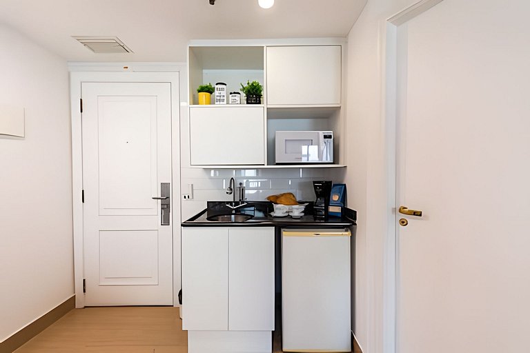 MP/1212 Flat Pinheiros | Próx HC + Vaga Grátis