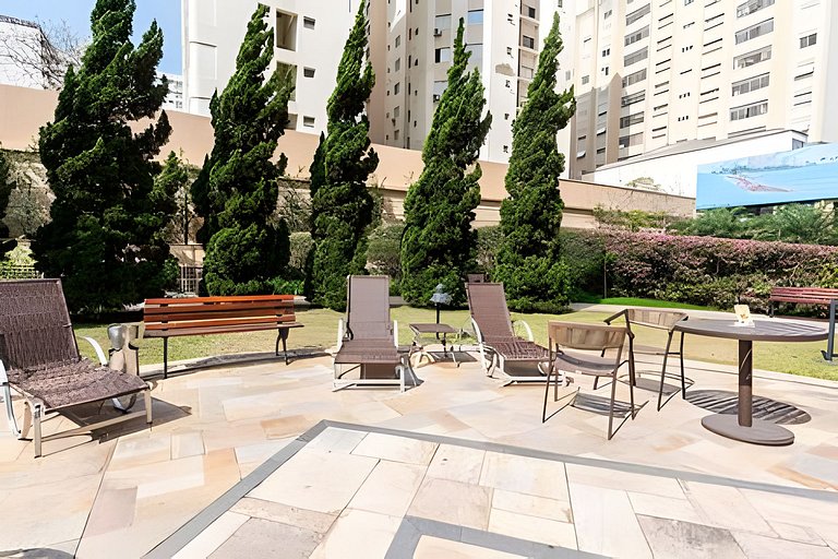 MP/1212-Flat no Mercure Pinheiros com Garagem