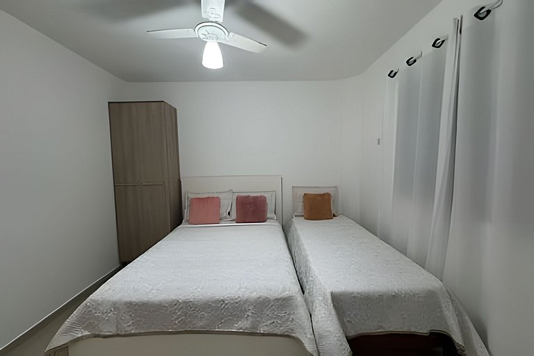 V/42-Apartamento completo na Enseada - Guarujá