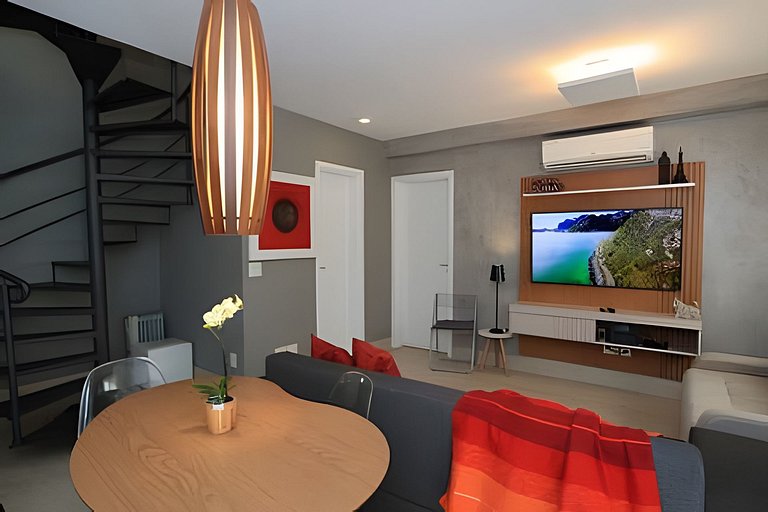 A1/410-Duplex ao lado MorumBIS Einstein c/ Jacuzzi