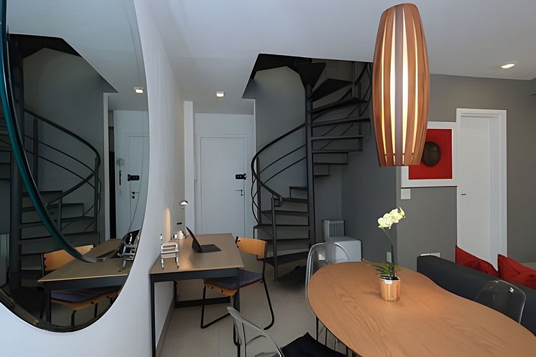 A1/410-Duplex ao lado MorumBIS Einstein c/ Jacuzzi