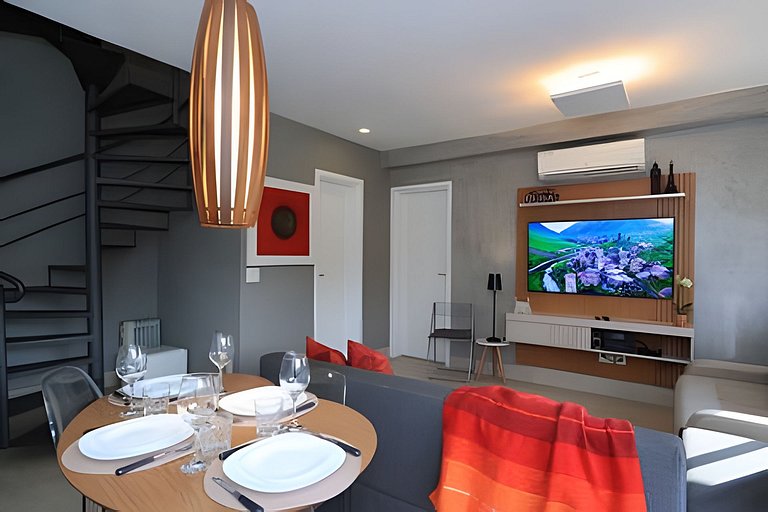 A1/410-Duplex ao lado MorumBIS Einstein c/ Jacuzzi