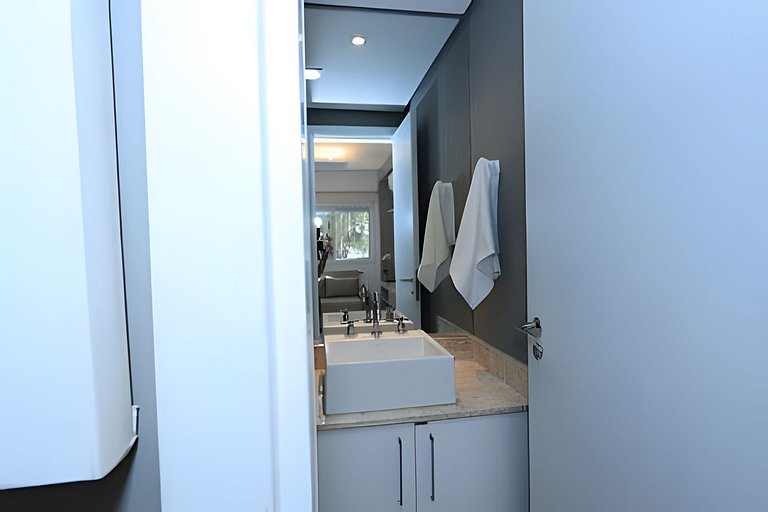 A1/410-Duplex ao lado MorumBIS Einstein c/ Jacuzzi