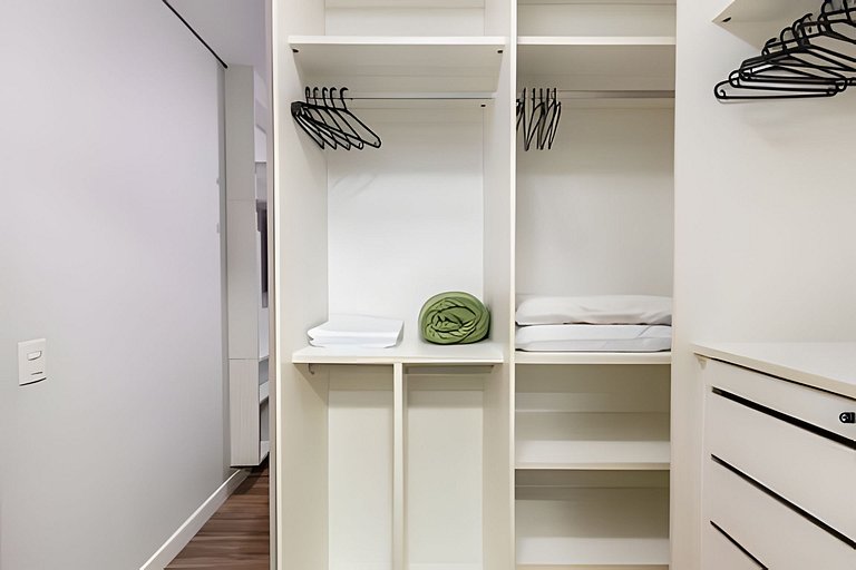 A5/G05-Apto MorumBIS e Hosp Einsten com Piscina