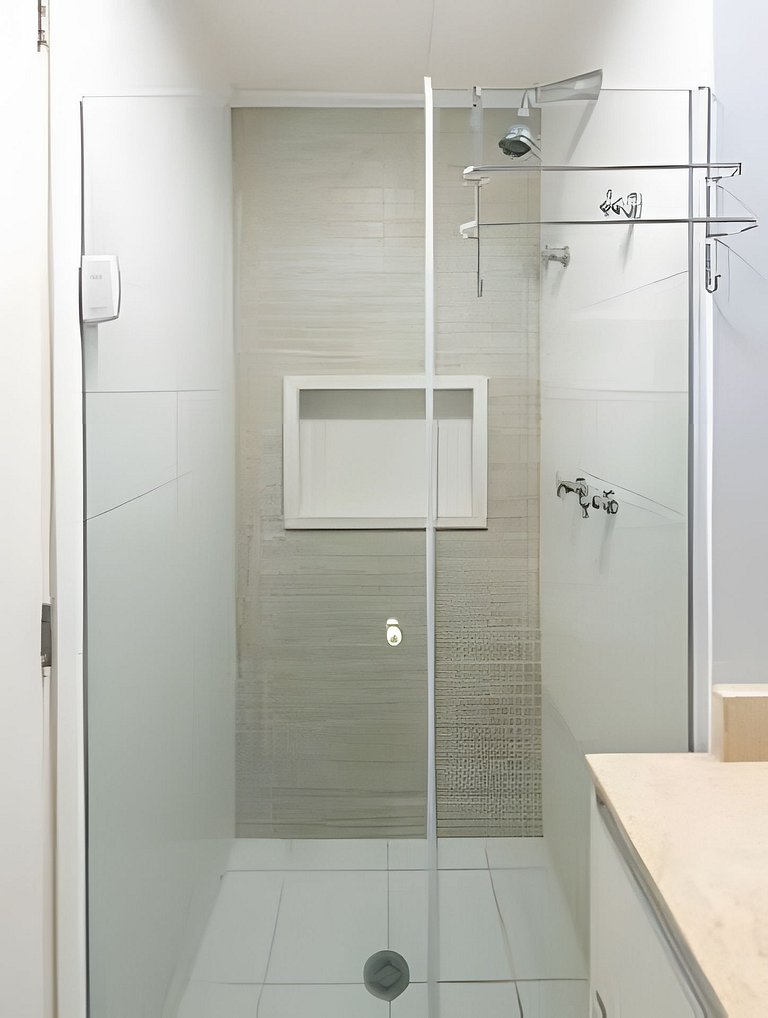 A5/G05-Apto MorumBIS e Hosp Einsten com Piscina