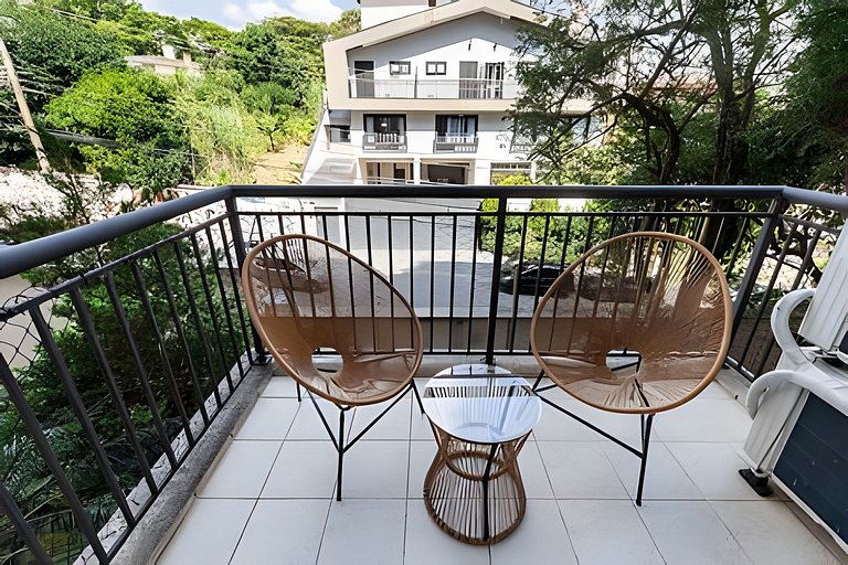 A5/G05-Apto MorumBIS e Hosp Einsten com Piscina