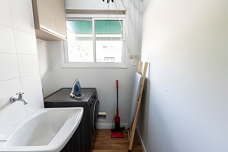 A5/G05-Apto MorumBIS e Hosp Einsten com Piscina