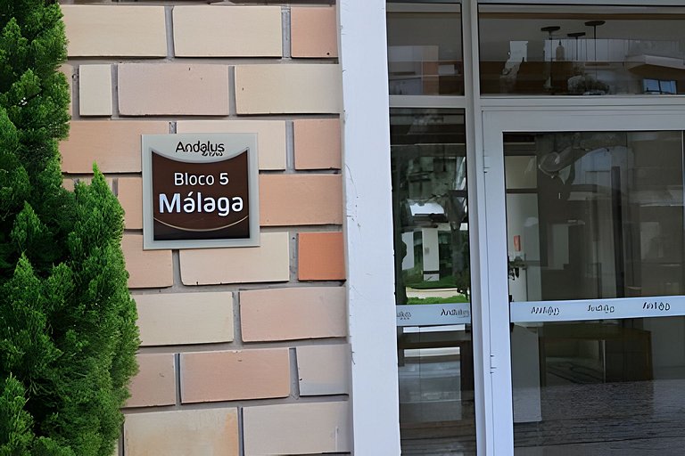 A5/G05-Apto MorumBIS e Hosp Einsten com Piscina