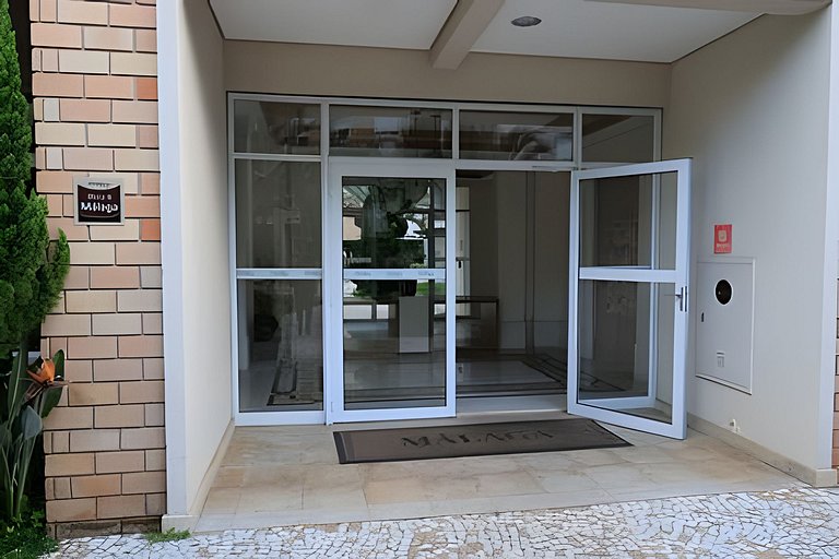 A5/G05-Apto MorumBIS e Hosp Einsten com Piscina