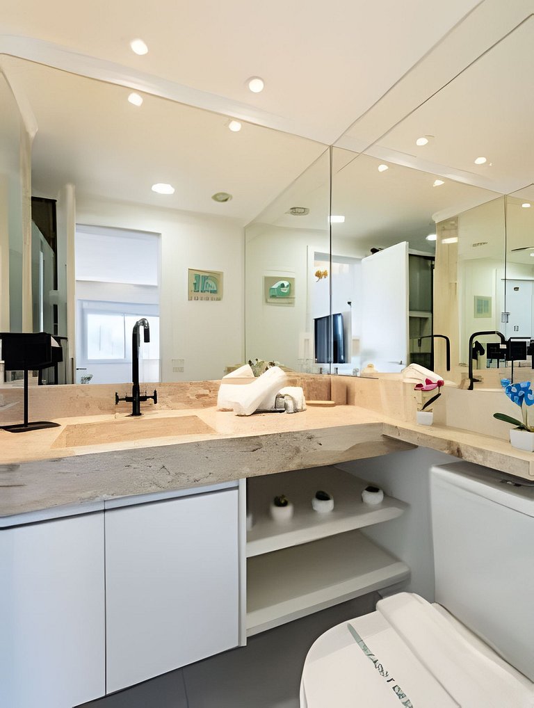A2/403-Duplex Cama King+Ar+Spa - MorumBIS&Einstein