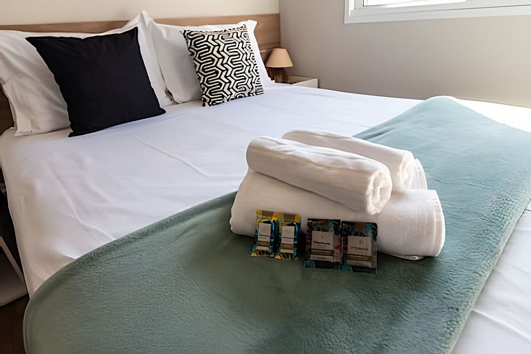 A6/401-Duplex 2 quartos casal MorumBIS e Einstein