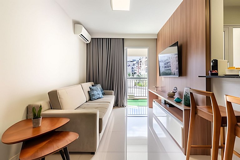 A4/102-Apt 2 quartos, A/C, 200m Einsten e MorumBIS