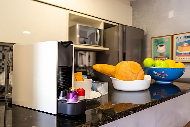 A4/102-Apt 2 quartos, A/C, 200m Einsten e MorumBIS