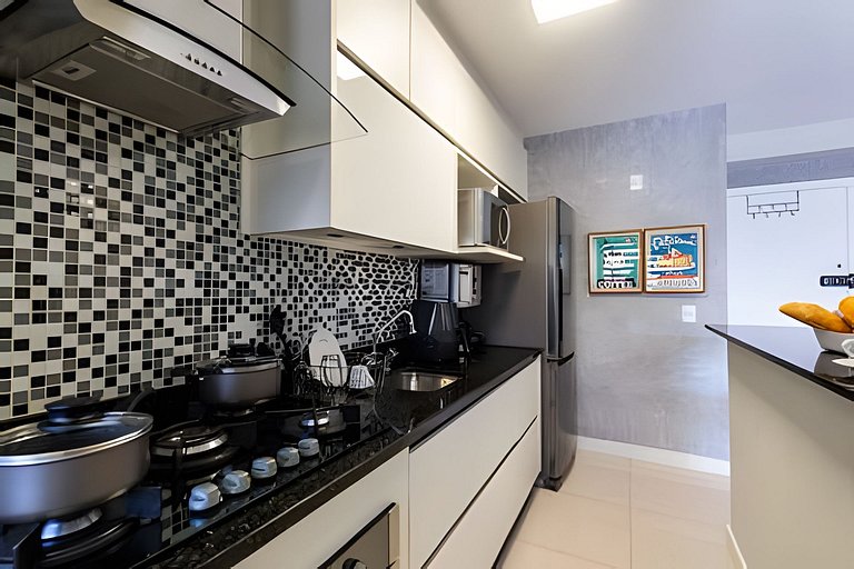 A4/102-Apt 2 quartos, A/C, 200m Einsten e MorumBIS