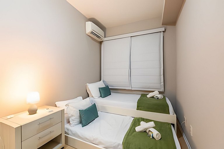 M2/104-Ao lado do Albert Einstein e MorumBIS