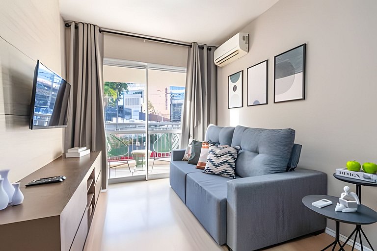 M2/104-Ao lado do Albert Einstein e MorumBIS