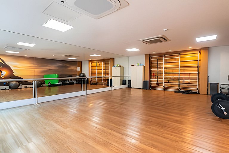 M2/104-Ao lado do Albert Einstein e MorumBIS