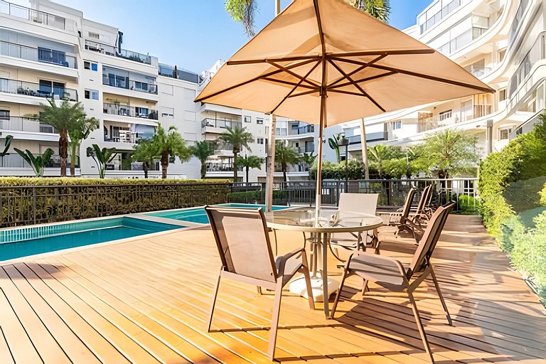 M2/104-Ao lado do Albert Einstein e MorumBIS