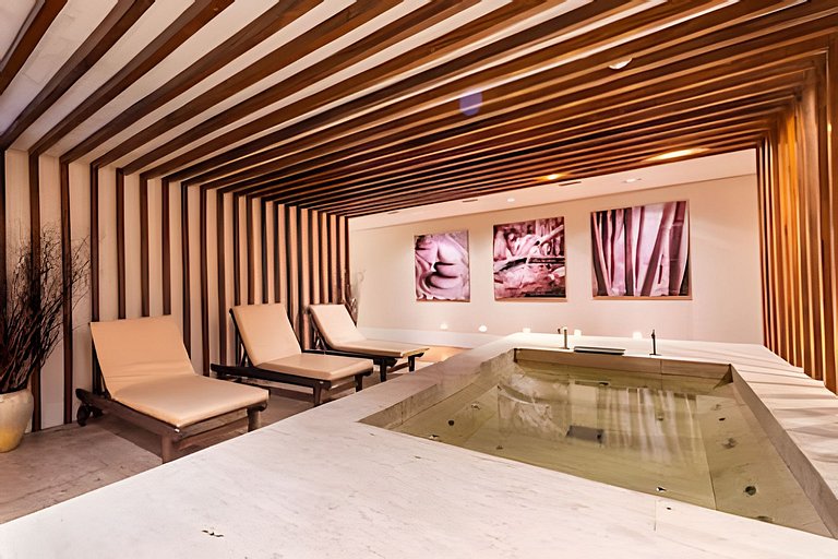 M2/104-Ao lado do Albert Einstein e MorumBIS