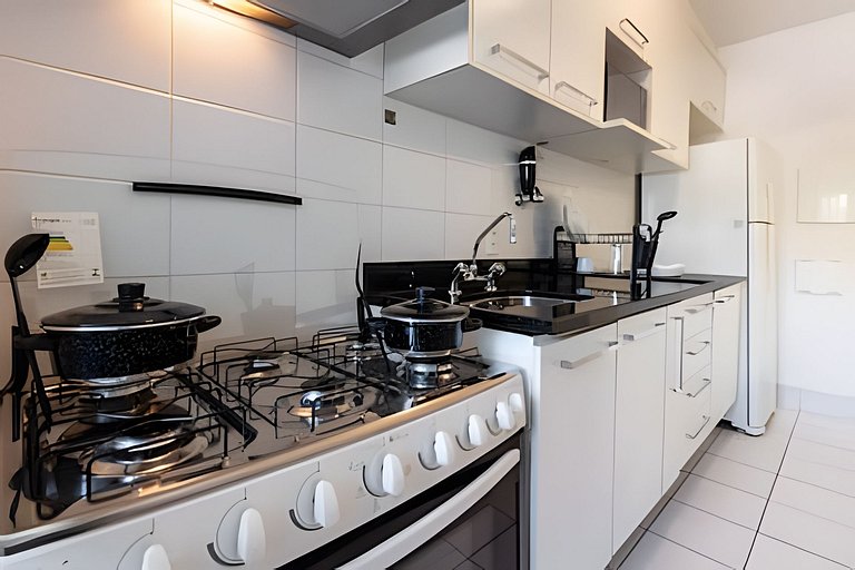 M3/206-2 quartos vista jardim garagem 200m Einsten