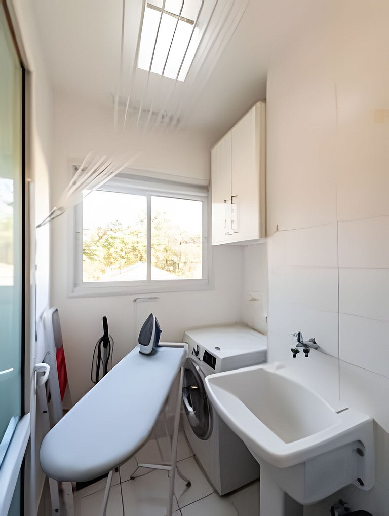 M3/206-2 quartos vista jardim garagem 200m Einsten