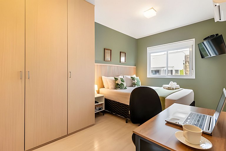 M4/302-Apartamento MorumBIS e Albert Einstein