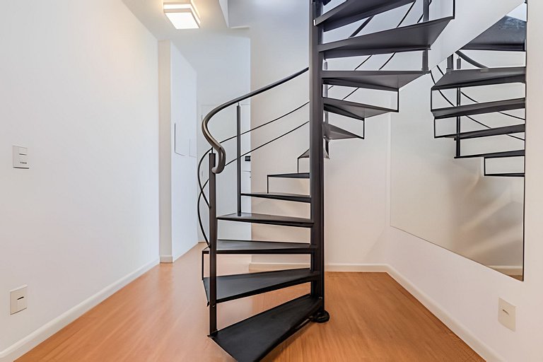 A6/412-Duplex 2 Quartos MorumBIS e Albert Einstein