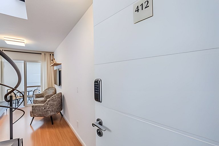 A6/412-Duplex 2 Quartos MorumBIS e Albert Einstein