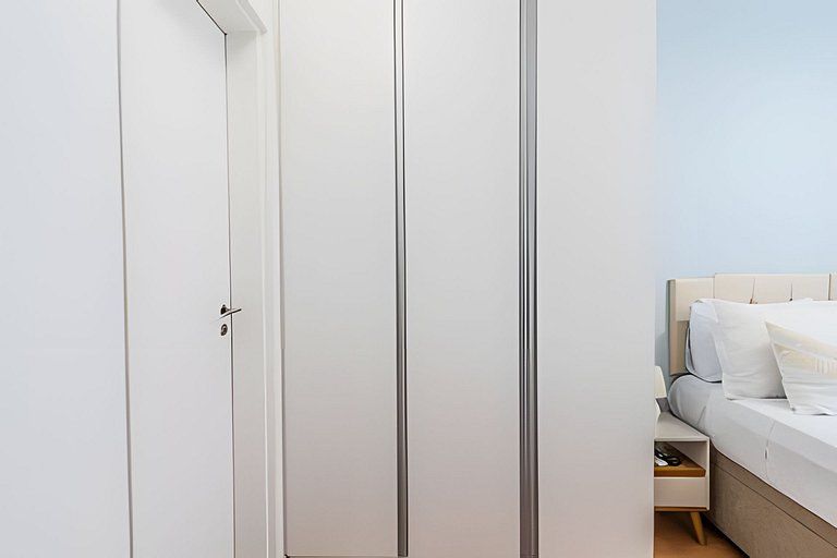 A6/412-Duplex 2 Quartos MorumBIS e Albert Einstein