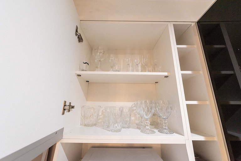 M2/308-Apto ao lado do Albert Einstein e MorumBIS