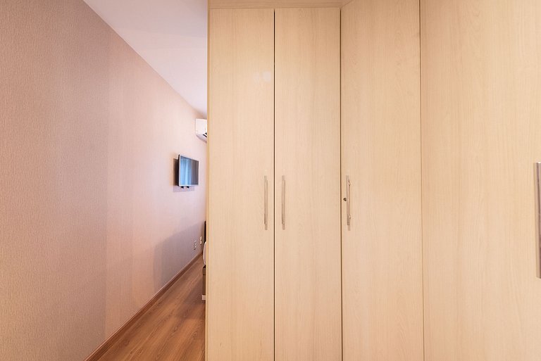 M2/308-Apto ao lado do Albert Einstein e MorumBIS