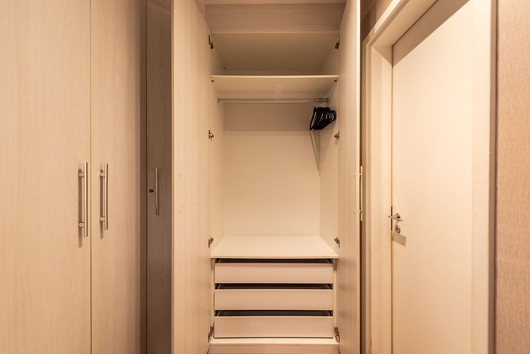 M2/308-Apto ao lado do Albert Einstein e MorumBIS