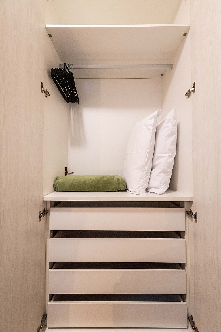 M2/308-Apto ao lado do Albert Einstein e MorumBIS