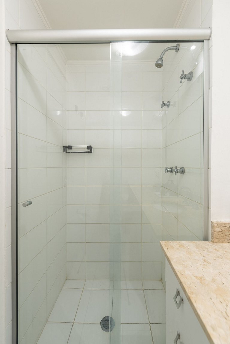 M2/308-Apto ao lado do Albert Einstein e MorumBIS