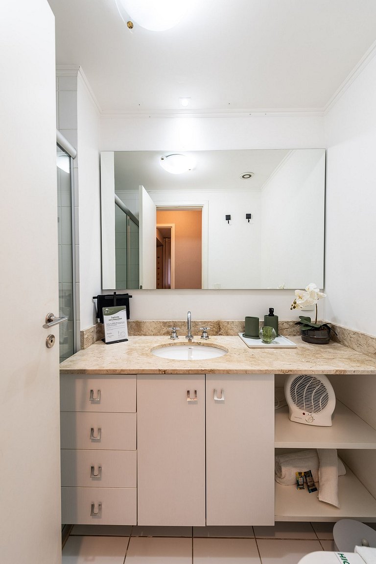 M2/308-Apto ao lado do Albert Einstein e MorumBIS