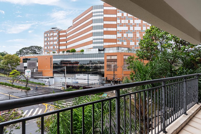 M2/308-Apto ao lado do Albert Einstein e MorumBIS