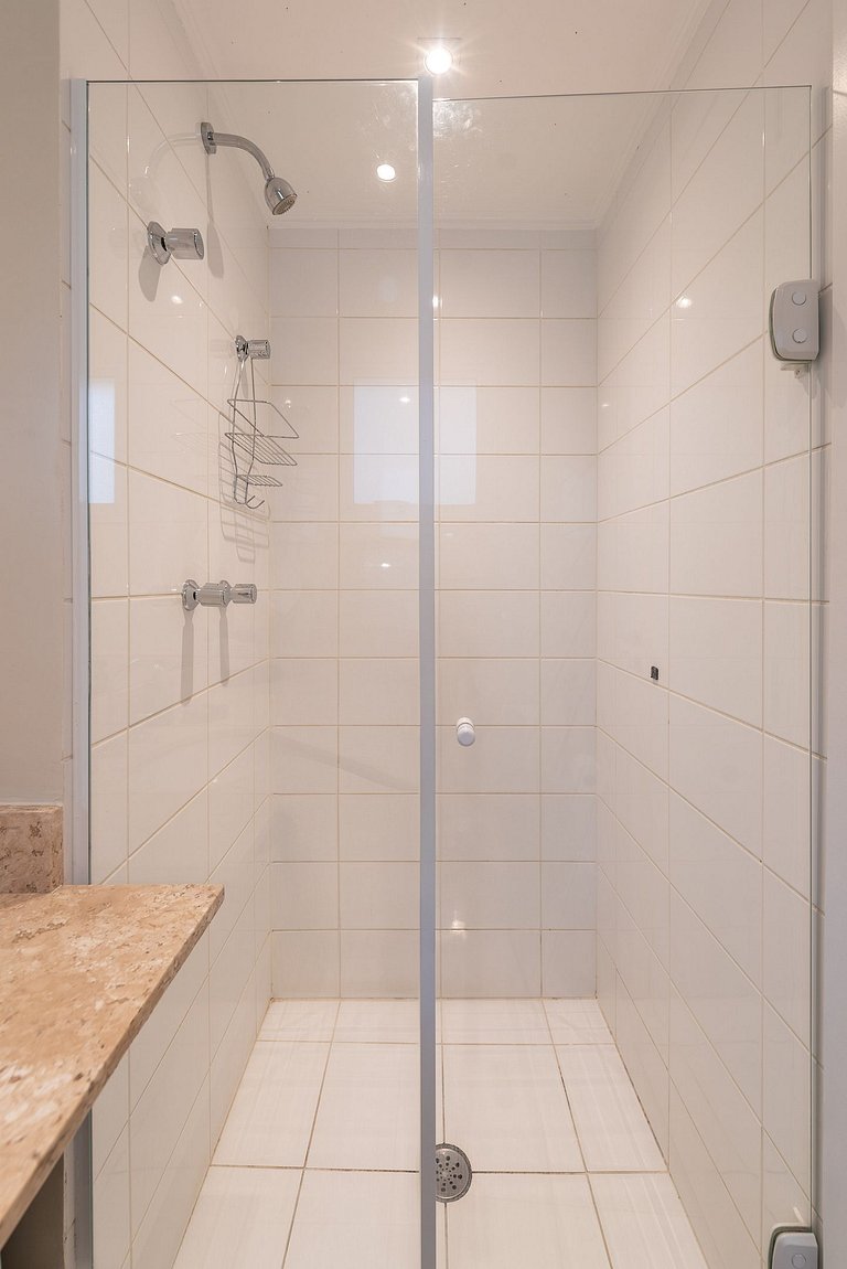 A5/104-Apto Einstein para 6 pessoas com cama King